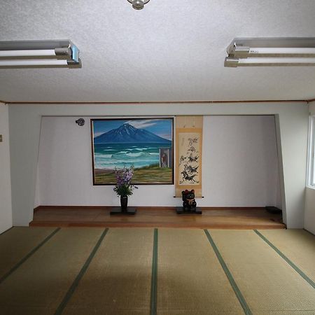 Ryokan Saihokutei Rishirifuji Екстериор снимка