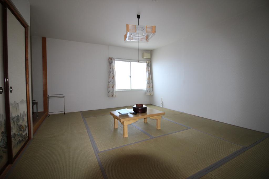 Ryokan Saihokutei Rishirifuji Екстериор снимка